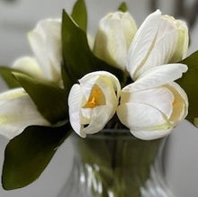 Load image into Gallery viewer, White Tulip Bouquet