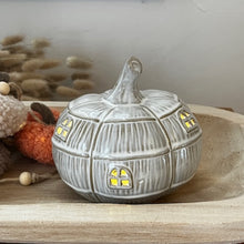 Load image into Gallery viewer, Ceramic LED Pumpkin House
