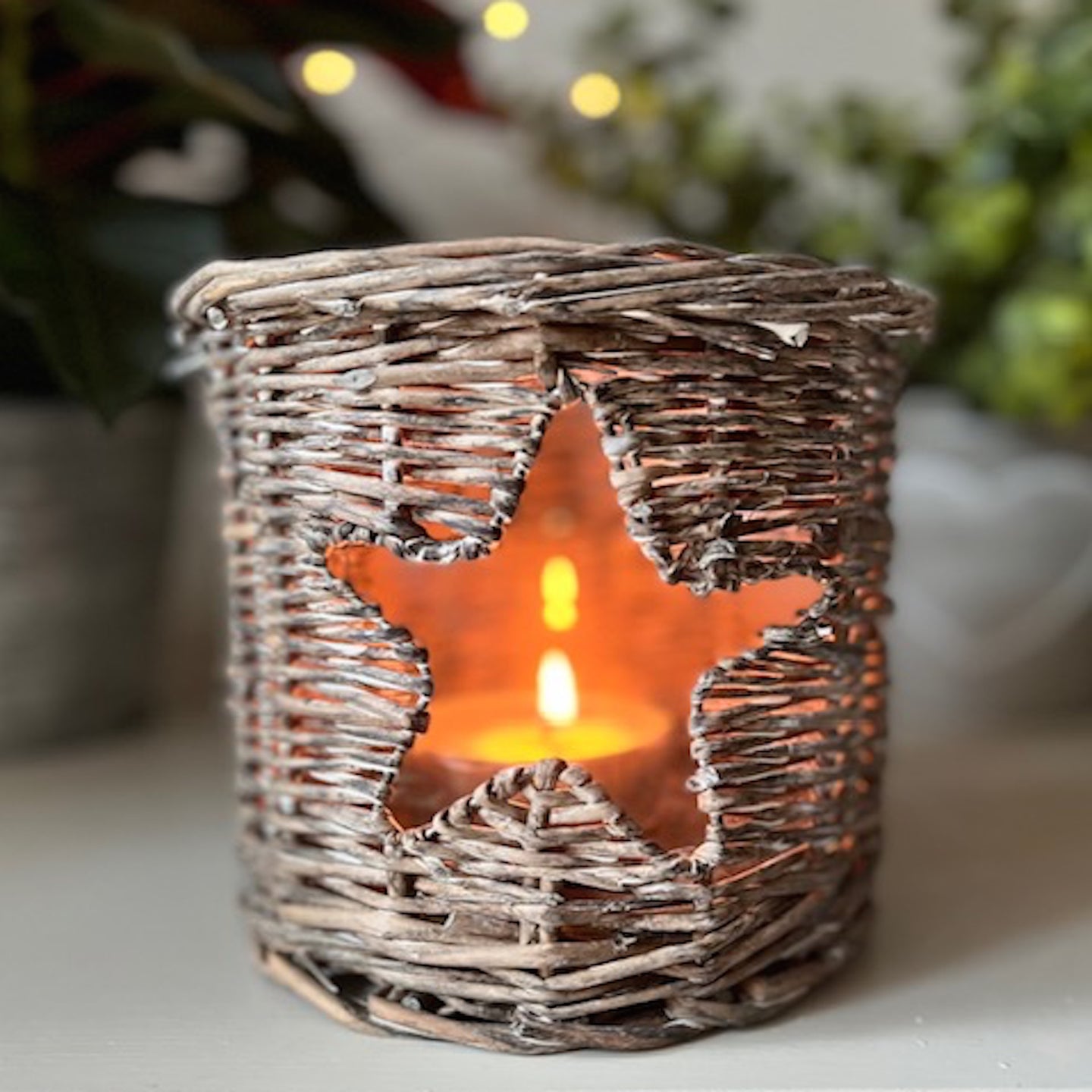 Woven Wicker Star Lantern